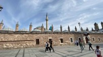 Türkiye'de Ilk 3 Ayda En Çok Mevlana Müzesi Ziyaret Edildi Haberi