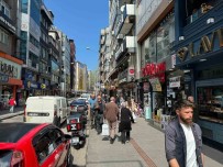 Bayram Öncesi Sehir Merkezinde Bayram Yogunlugu Haberi