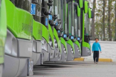 Sakarya'da Büyüksehir Otobüsleri Bayram Boyunca Ücretsiz Ulasim Saglayacak