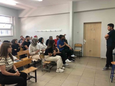 Bingöl'de KKKA Hastaligi Hakkinda Bilgilendirme Yapildi