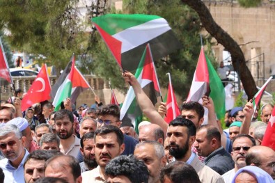 Kudüs'te Öldürülen Sanliurfali Imam Için Giyabi Cenaze Namazi Kilindi