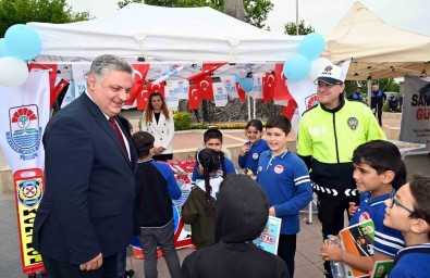 Baskan Gürel, Trafik Haftasini Çocuklarla Kutladi