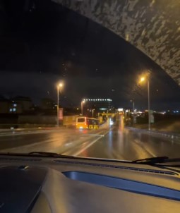 Maltepe'de Faciadan Dönüldü Açiklamasi Motosikletli Otobüsün Altinda Kalmaktan Son Anda Kurtuldu