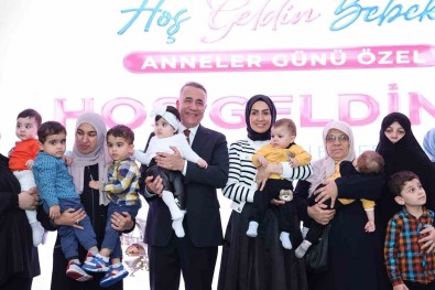 Sultangazi Belediyesi 'Hos Geldin Bebek' Programinda 300 Bebek Ve Anneyi Agirladi