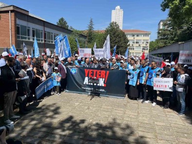 Türk Egitim-Sen Üyesi Egitim Çalisanlari, Kendilerine Yönelik Siddete Karsi Protesto Gerçeklestirdi