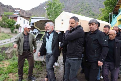 Kalp Krizi Geçiren Erzurumlu Gazeteci Vefat Etti