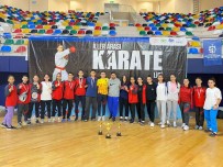 Karate Ligi'ne Kayseri Damgasi