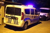 Babasini Biçaklayarak Öldüren Süpheli Tutuklandi