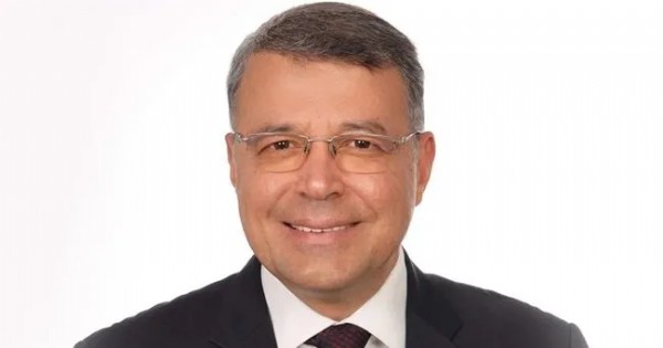CHP yine şaşırtmadı! Türk Bayrağı Anıtı kaldırıldı vatandaş ateş püskürdü!