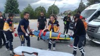 Karaman'da Minibüs Motosiklete Arkadan Çarpti Açiklamasi 1 Yarali Haberi