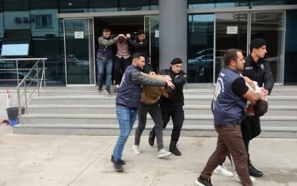 9 ilde dolandırıcılara operasyon: 38’i yakalandı!