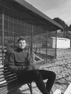 Burhaniye'de Kazada Hayatini Kaybeden Genç Topraga Verildi