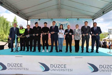 DÜFEST 2024 Açilis Töreniyle Basladi