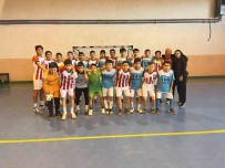 Ihsaniye'de Küme Yildiz Erkekler Futsal Müsabakalari Tamamlandi