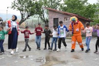 Köy Çocuklari Kizilay Gönüllüleriyle Doyasiya Eglendi