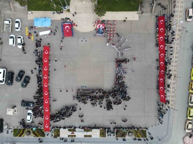 Gençlik Haftasi Yürüyüs Ile Basladi