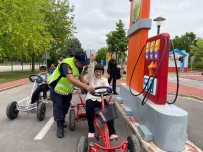 Jandarmadan Özel Çocuklara Trafik Egitimi