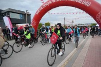 Samsun'da 19 Mayis Bisiklet Turu