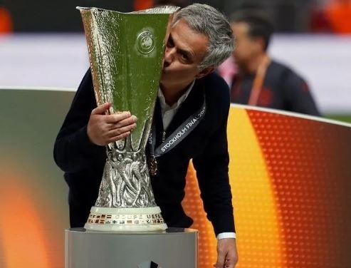 Aziz Yıldırım duyurmuştu! Jose Mourinho açıklaması dünyada yankı buldu...