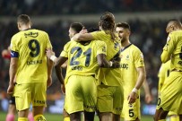 Fenerbahçe 15 Yil Sonra Ilk Pesinde