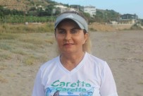 Antalya'da Ters Dönen Caretta Carettanin Yardimina Vatandaslar Yetisti
