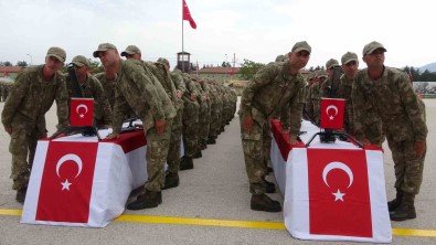 Isparta'da 169 Sözlesmeli Er Yemin Etti