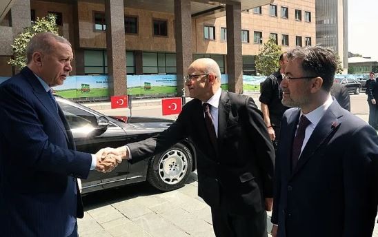 Bakan Şimşek: Gıda arzını artırarak enflasyonla mücadele en büyük önceliğimiz