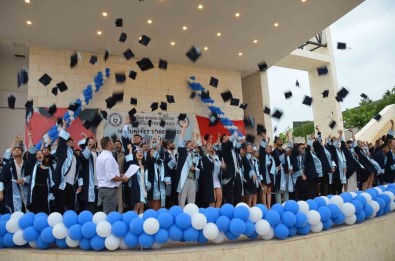 Didim MYO'da Mezuniyet Coskusu