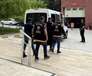 Manisa'da Aranan Sahislara Es Zamanli Operasyon Açiklamasi 16 Tutuklama