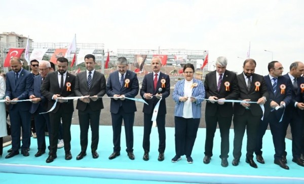 Akdeniz'de ulaşım hızlanıyor! Hızlı tren geliyor: Sadece 2 saat 15 dakikada gidilecek