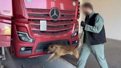 Böylesi Görülmedi Açiklamasi Kokuyu Gizlemek Için Uyusturucu Maddeye Kahve Sürmüsler