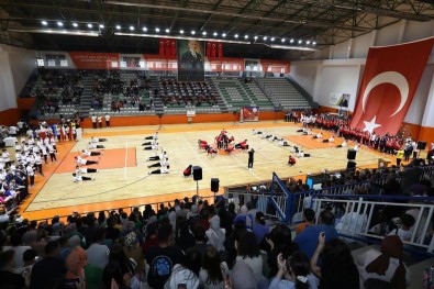 Inegöl'de 19 Mayis Coskusu Sürüyor