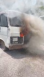 Yalova'da Seyir Halindeki Minibüs Alevlere Teslim Oldu