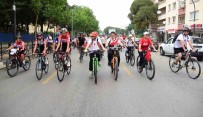 Yunusemre'de Pedallar 19 Mayis Için Çevrildi
