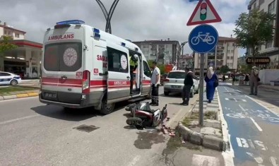 Aksaray'da Motosikletten Düsen Genç Yaralandi