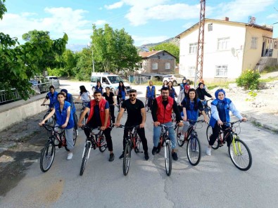 Çemisgezek'te Bisiklet Turu Etkinligi
