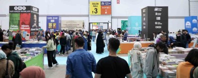 Dogu Anadolu Erzurum 6. Kitap Fuari Rekora Kosuyor