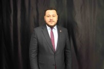 AK Parti Ve CHP Il Baskanlarina Bolu Belediyesi 'Izmarit Atma' Cezasi Kesti