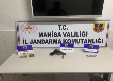 Akhisar'da Jandarma Suç Ve Suçlulara Göz Açtirmiyor