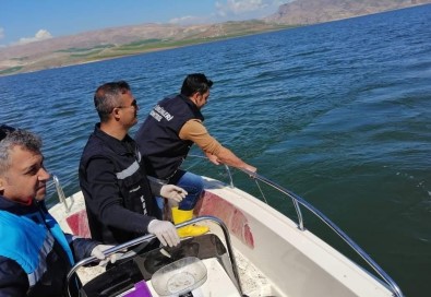 Van'da Sazangillerin Av Yasagi Devam Ediyor