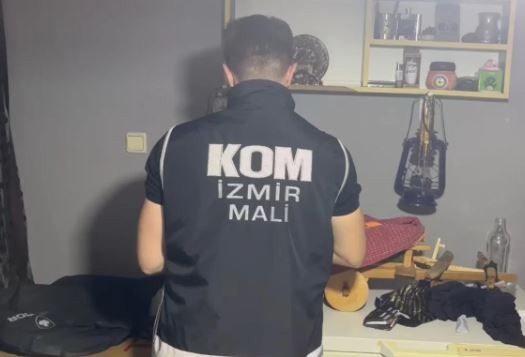 İzmir'de dev operasyon! 40 gözaltı