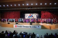 AIÇÜ'de Mezuniyet Coskusu