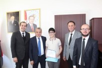 Bursluluk Sinavinda Türkiye Birincisi Oldu