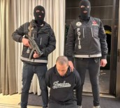 Interpol Kirmizi Bülteniyle Aranan Yabanci Uyruklu 2 Sahis Istanbul'da Yakalandi