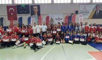 Karaman'da Düzenlenen Oturarak Voleybol Türkiye Sampiyonasi Sona Erdi