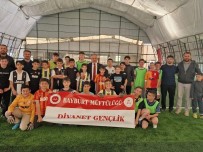 Kur'an Kursu Ögrencileri Futbol Turnuvasinda Bir Araya Geldiler