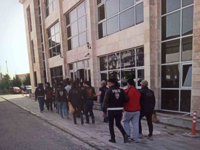 Kütahya Ve Konya'da FETÖ Operasyonu Açiklamasi 15 Gözalti