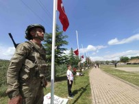 Bingöl'de 31 Yil Önce Sehit Edilen 33 Er Anildi