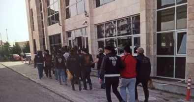 Kütahya ve Konya’da FETÖ operasyonu: 15 gözaltı