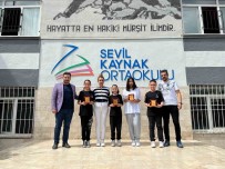 Denizli Sevil Kaynak Ortaoku'lundan Dört Türkiye Birincisi